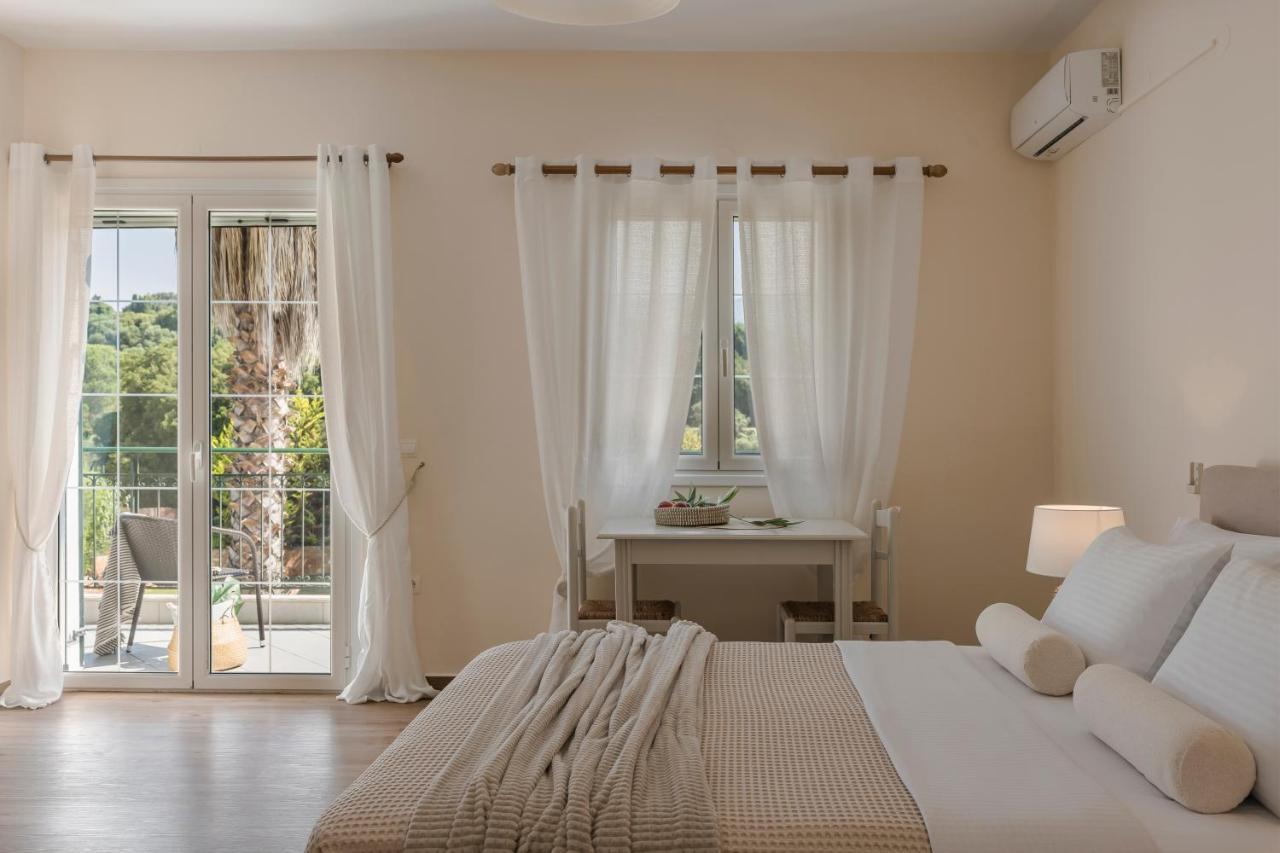 Theros Retreat Спартия Екстериор снимка