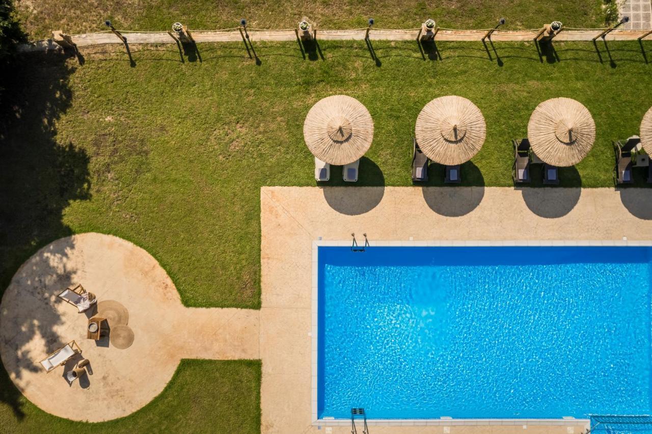 Theros Retreat Спартия Екстериор снимка
