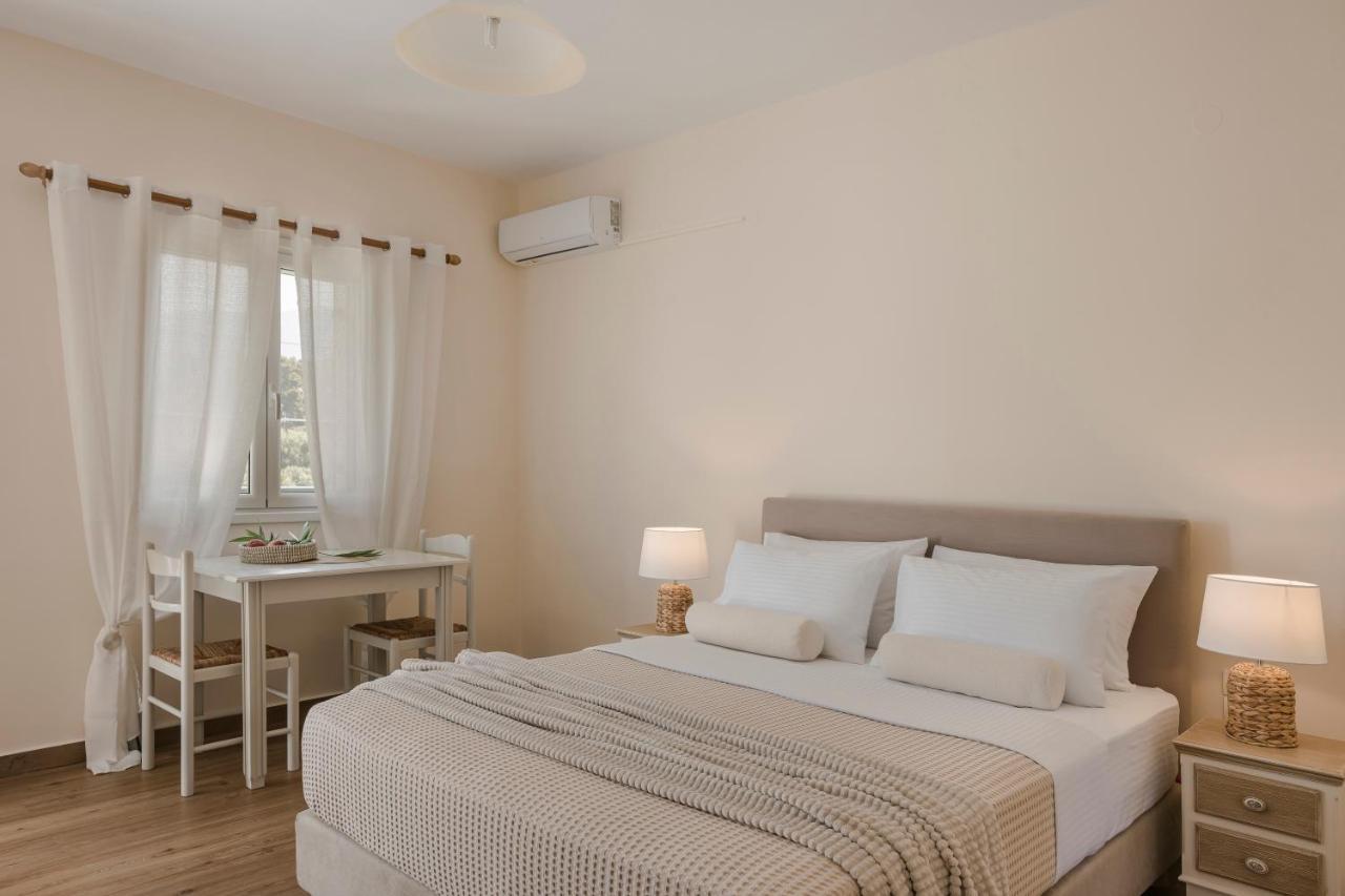 Theros Retreat Спартия Екстериор снимка