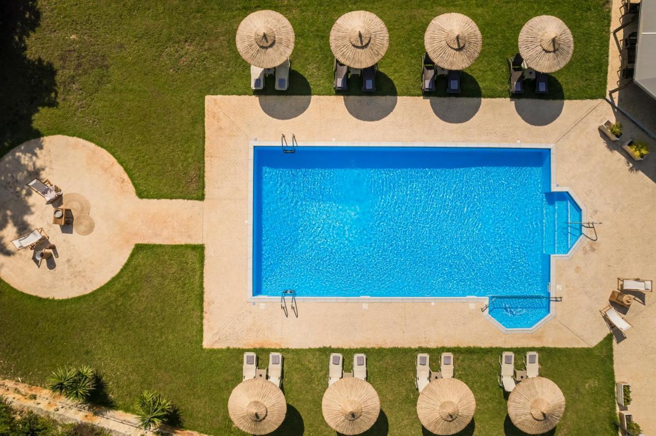 Theros Retreat Спартия Екстериор снимка